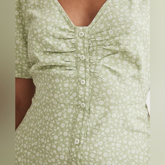 Madewell V-Neck Mini Dress 6 – Green Seedling Tie Back Button Front - Picture 3 of 12